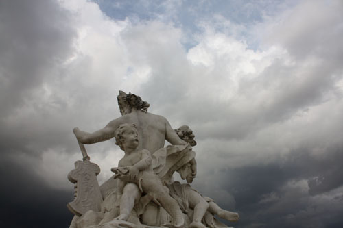 Les Tuileries sous l'orage